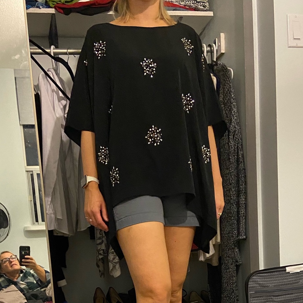 Oversized fancy black top